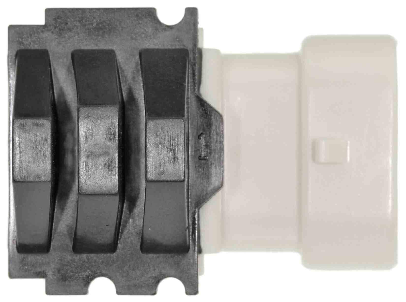 EH0146 NGK/NTK Crankshaft Position Sensor (73256)