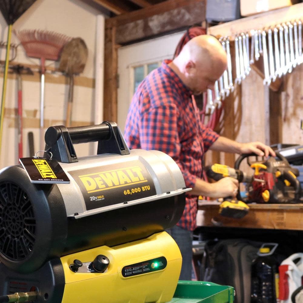 Cordless DEWALT 68,000 BTU Portable Forced Air Propane Heater