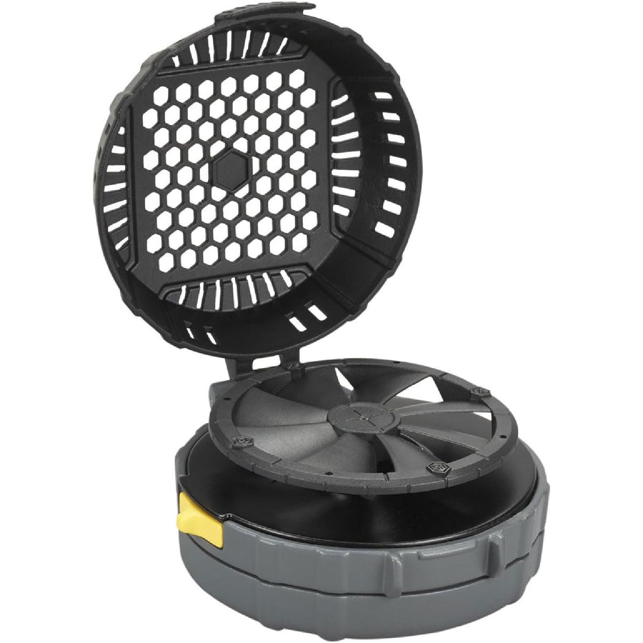 Blade Driver Hunters Specialties Scent Dispersal System with Fresh Earth Wafer Blade (2AAA Batteries Included)