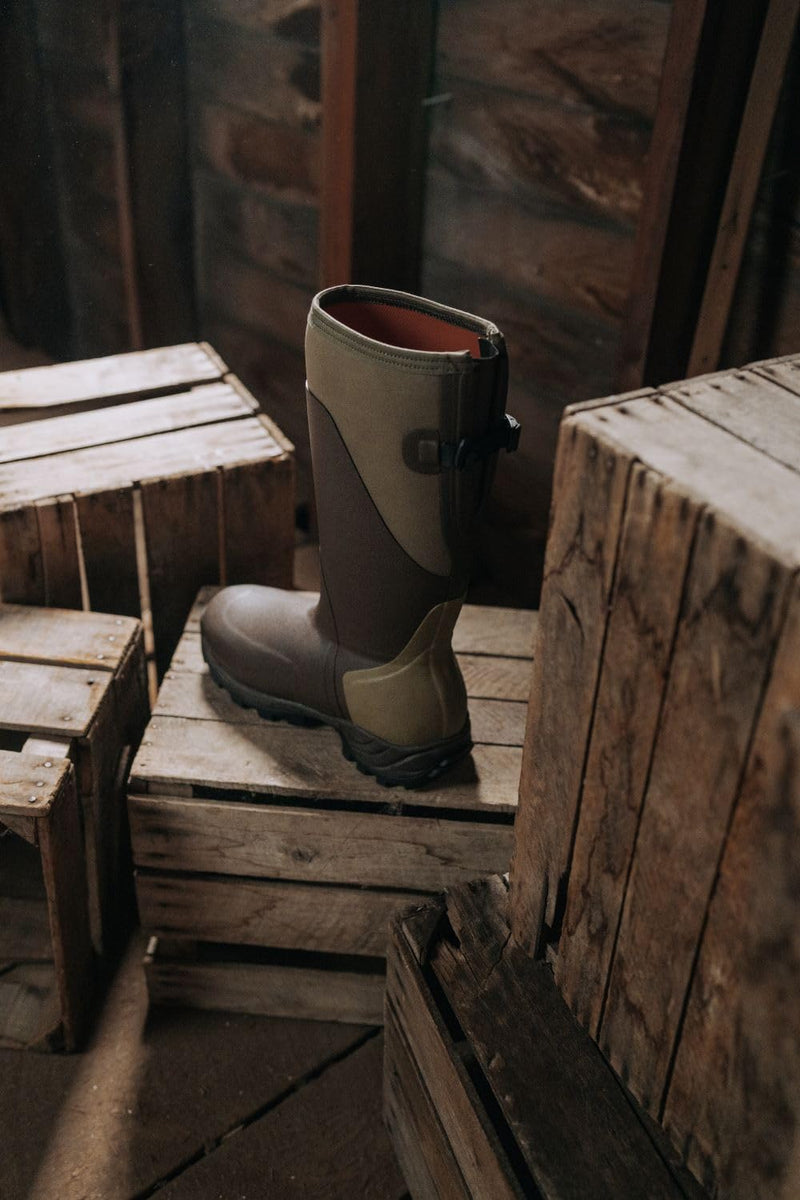 Muddy Outdoors 17" DV8 1000 Gram Insulated Rubber Boots Rubber Clay Men's 10 D