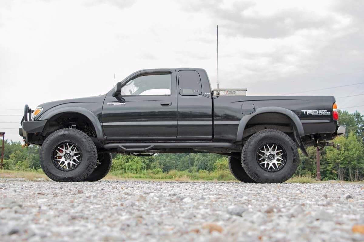 6" Suspension Lift Kit Rough Country for Toyota Tacoma (1996-2004) - Strut Spacers & N3 Rear Shocks
