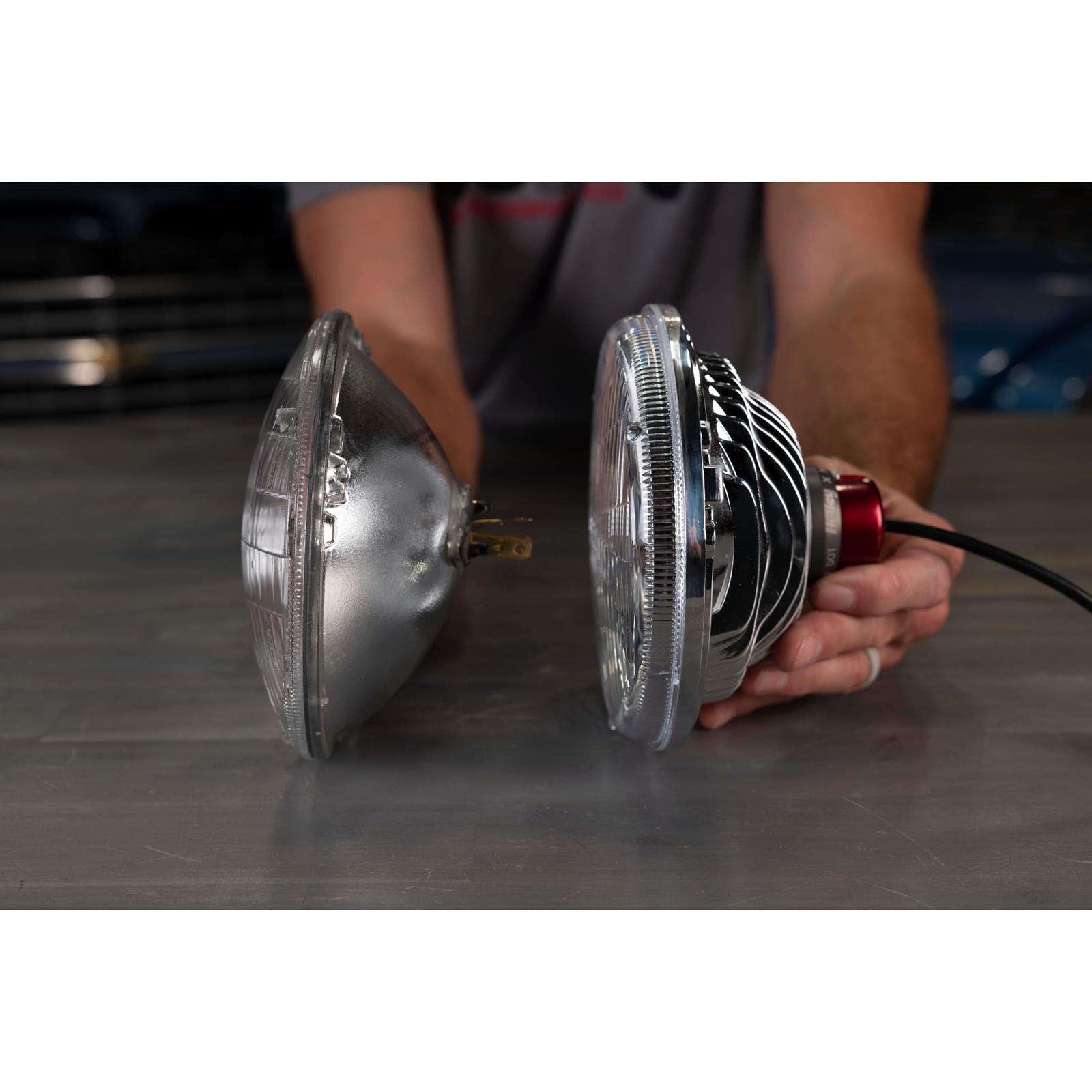 Holley LFRB145 RetroBright Hi/Low LED Headlight 5.75 in Modern White (5700K)