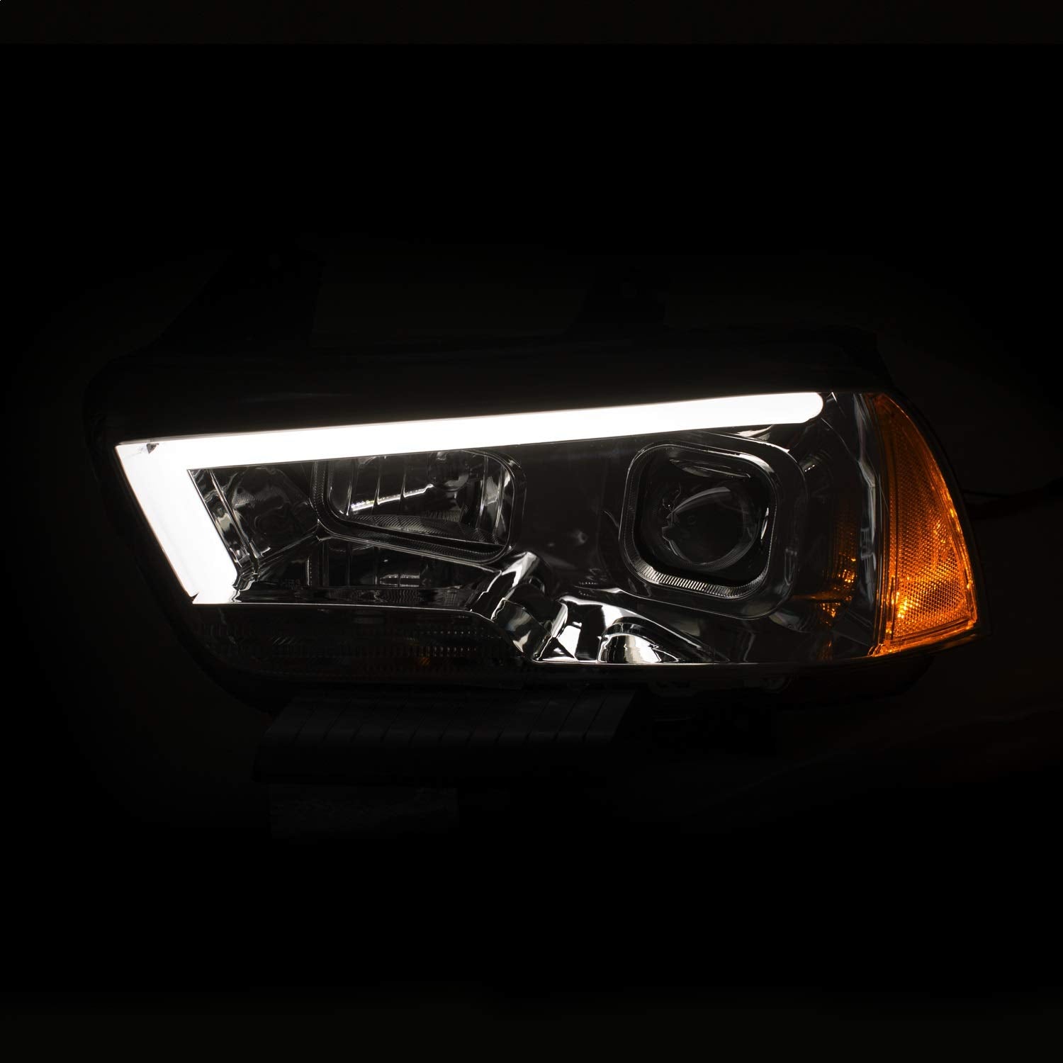Projector Headlight Set Anzo USA 121525 Clear Lens Chrome Housing Pair w/Plank Style Design