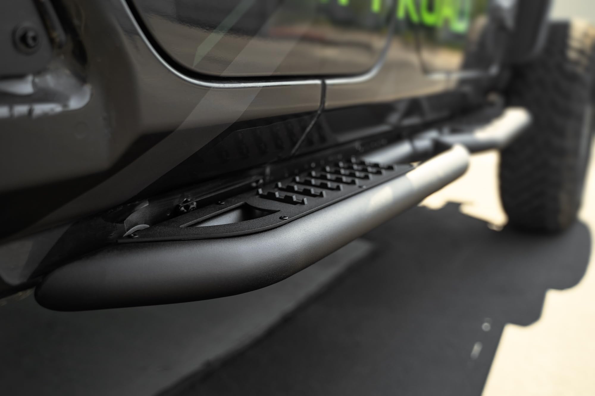 OE Plus DV8 Offroad 4-Door Side Steps for The 2018-2025 Jeep Wrangler JL | Anti-Slip Step Plates Provide Excellent Grip | Protects Against Light Debris | Mounts to Body/Pinch Weld