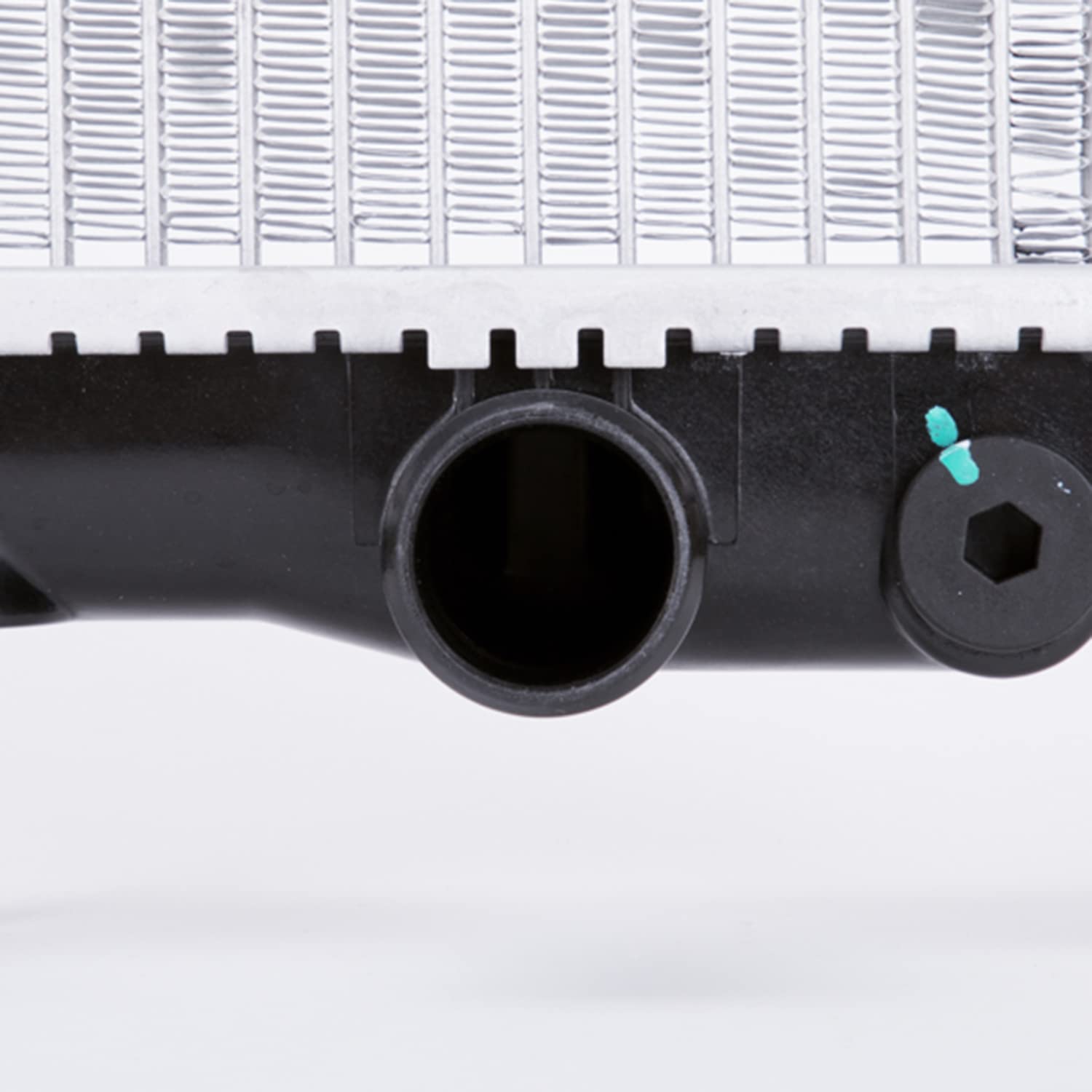 TYC Ns 91-94 240-Sx 2.4L L4 A/Mt 1R Pa Rad