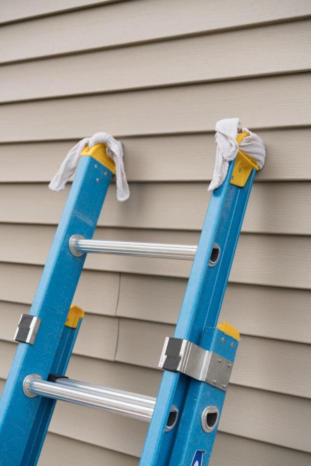 20-Foot Werner D6020-2 Ladder