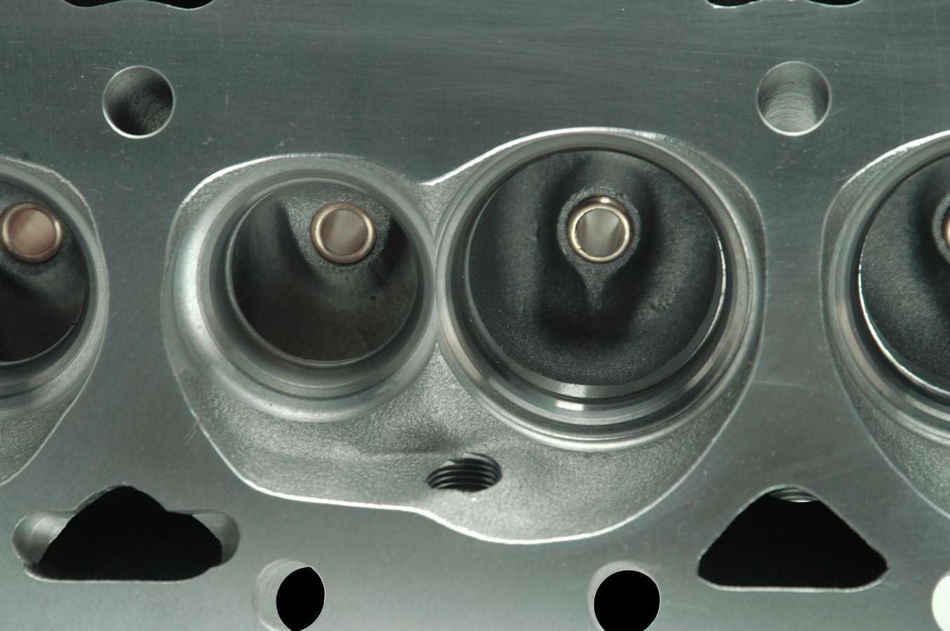 SHP Dart Cylinder Head, Assembled, 2.020/1.600 in Valve, 200 cc Intake, 64 cc Chamber, 1.437 in Springs, Straight Plug, Aluminum