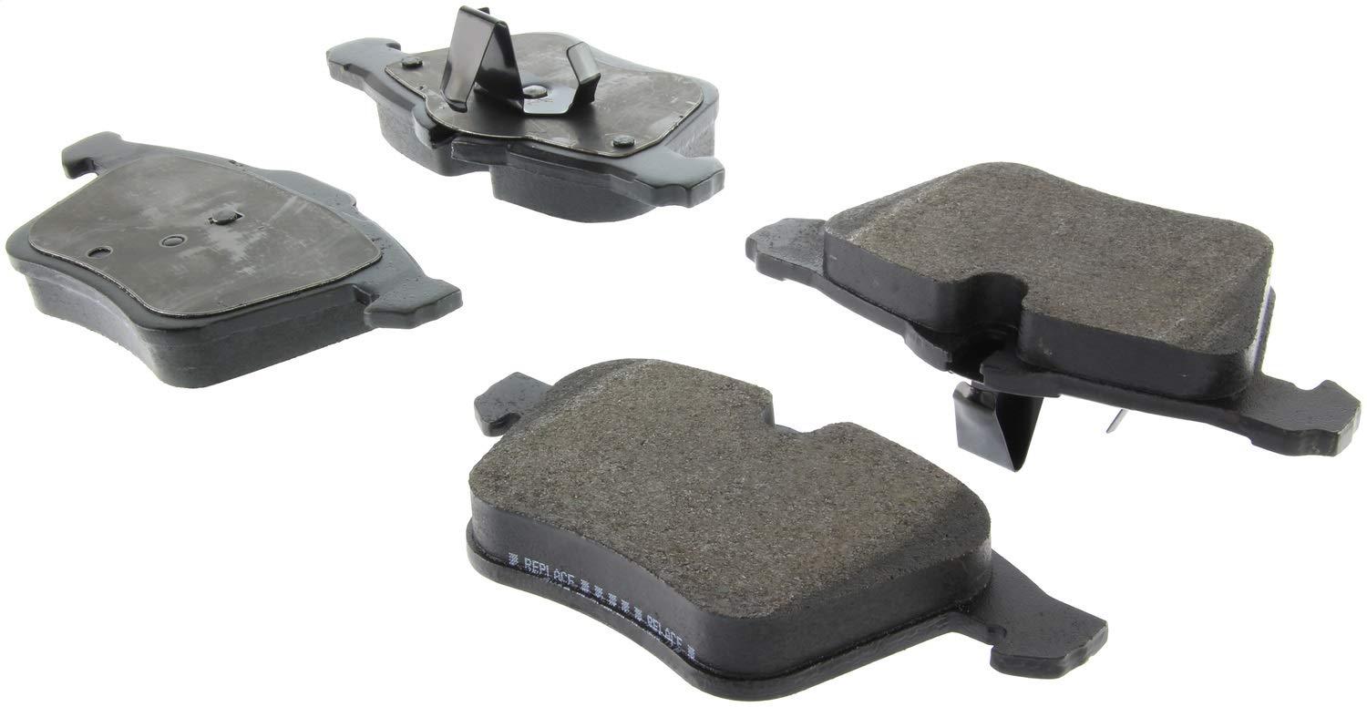 Front StopTech 308.12400 Brake Pads with Shims and Hardware Street