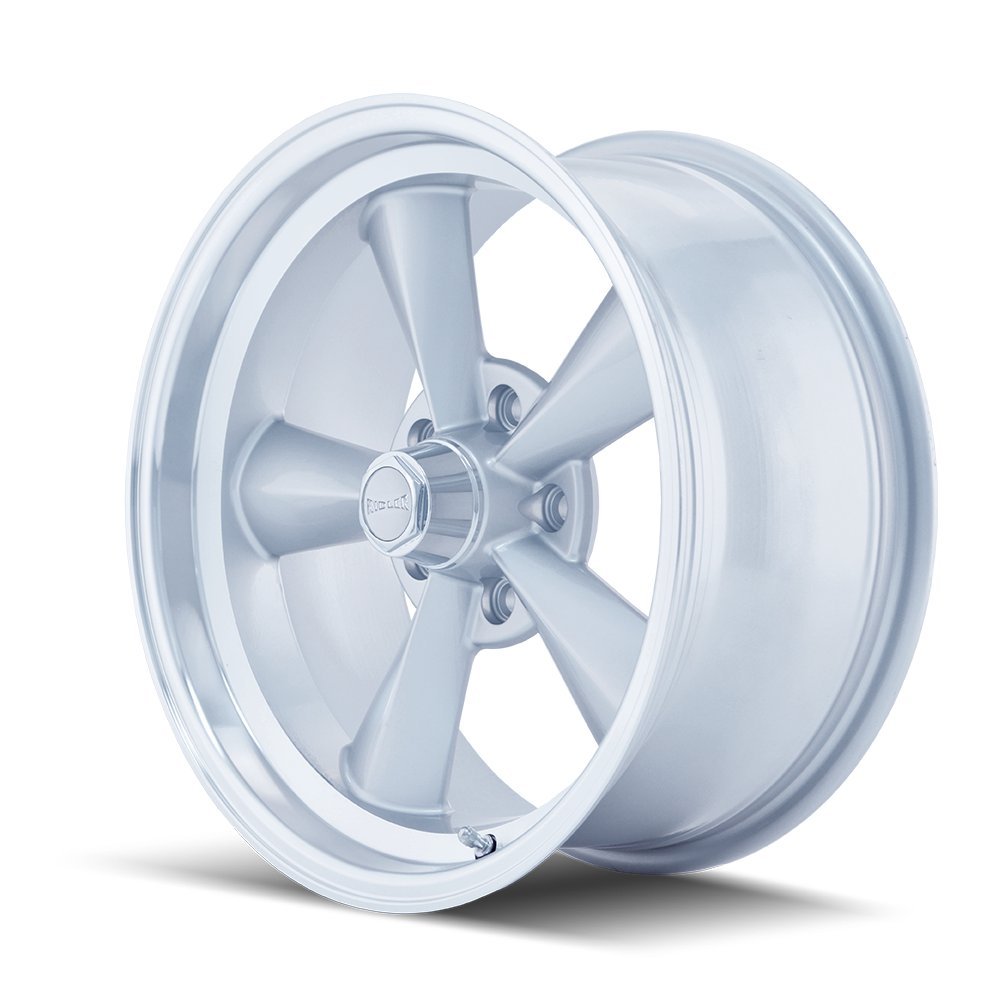 Silver Ridler 675 Wheel with Machined Lip (15x8"/5x114.3mm)