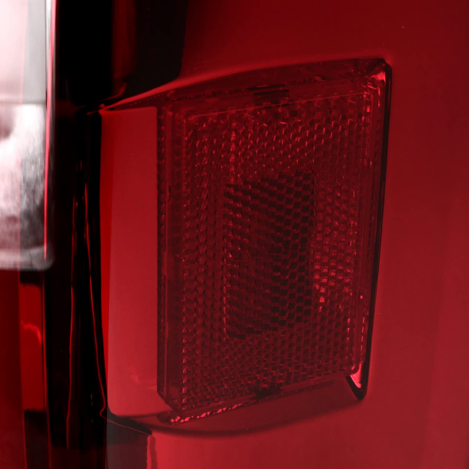 Red LED Sequential Tail Lights SPEC-D TUNING Compatible with 2014-2021 Toyota Tundra, Left + Right Pair Assembly