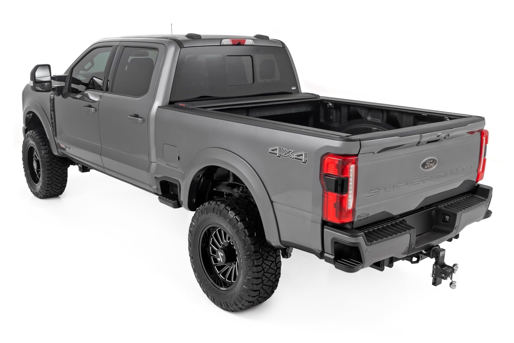 Rough Country Tonneau Retractable Truck Bed Cover for Ford F-250 & F-350 Super Duty (2017-2025) - Fits 6'10 (81.9") Bed, Weather-Resistant, Sleek Sliding Design