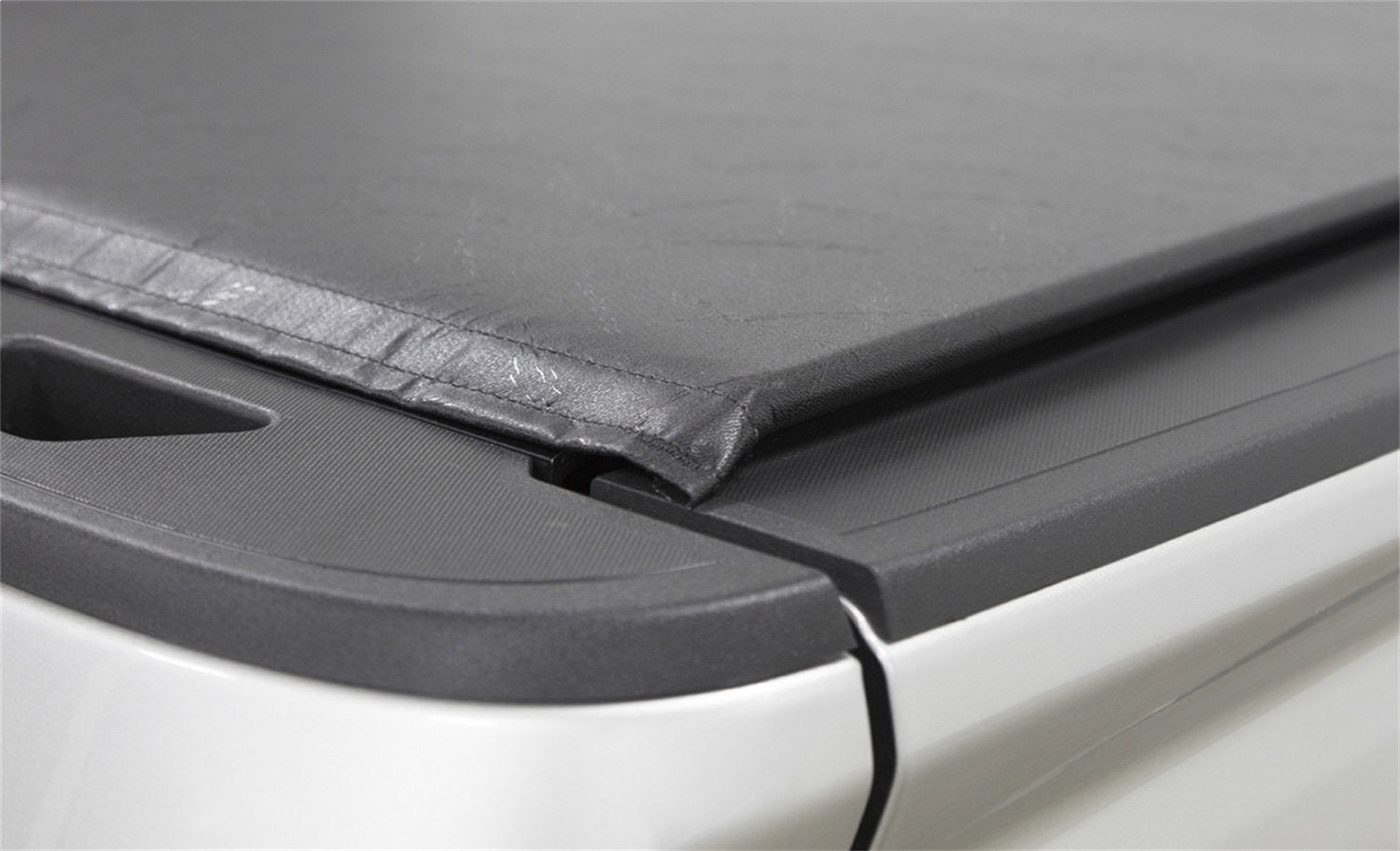 Vanish Access 92319 Tonneau Cover