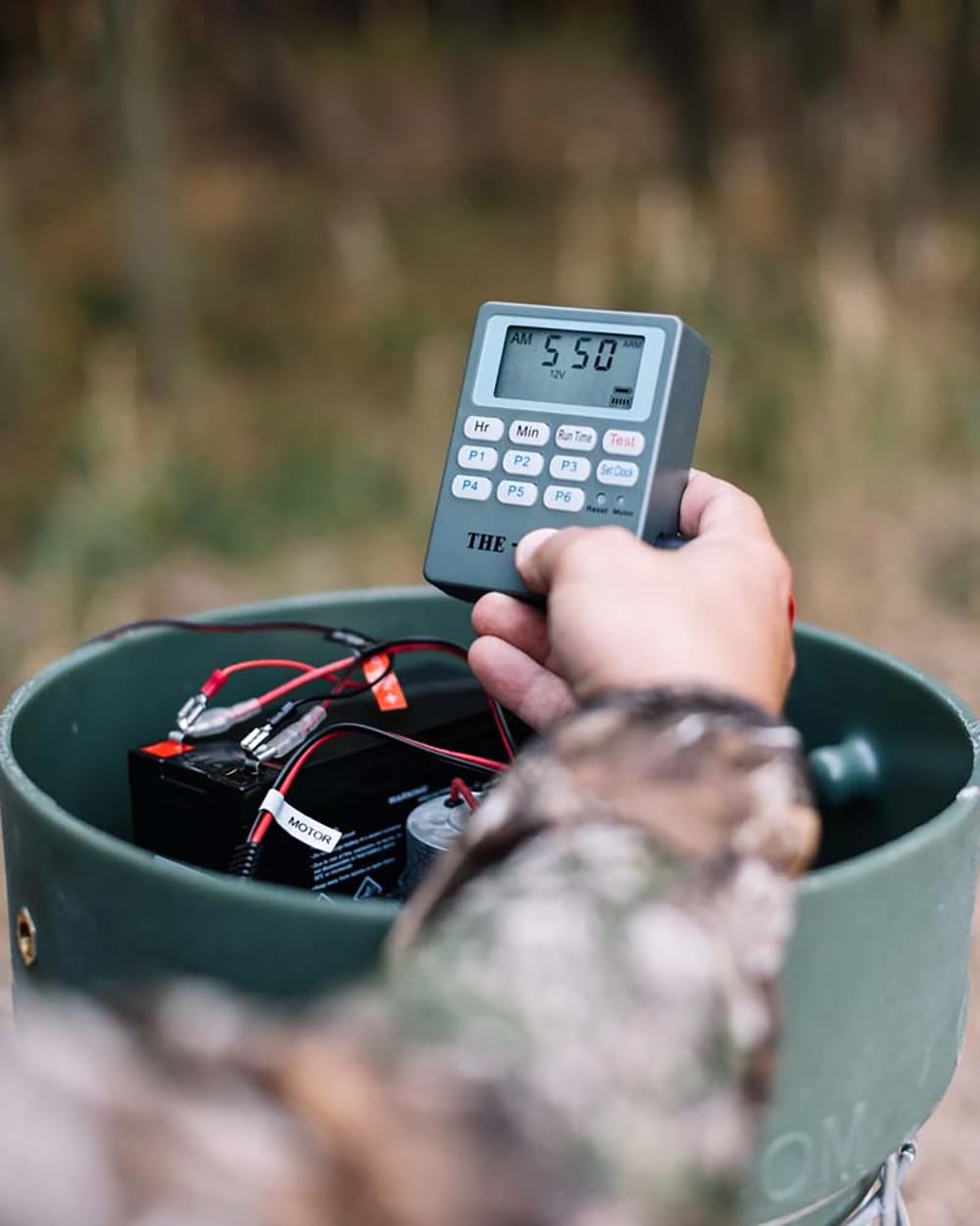 Game Feeder Capsule Feeder with 500LB Capacity, 360-Degree Broadcast Hunting Game Feeder