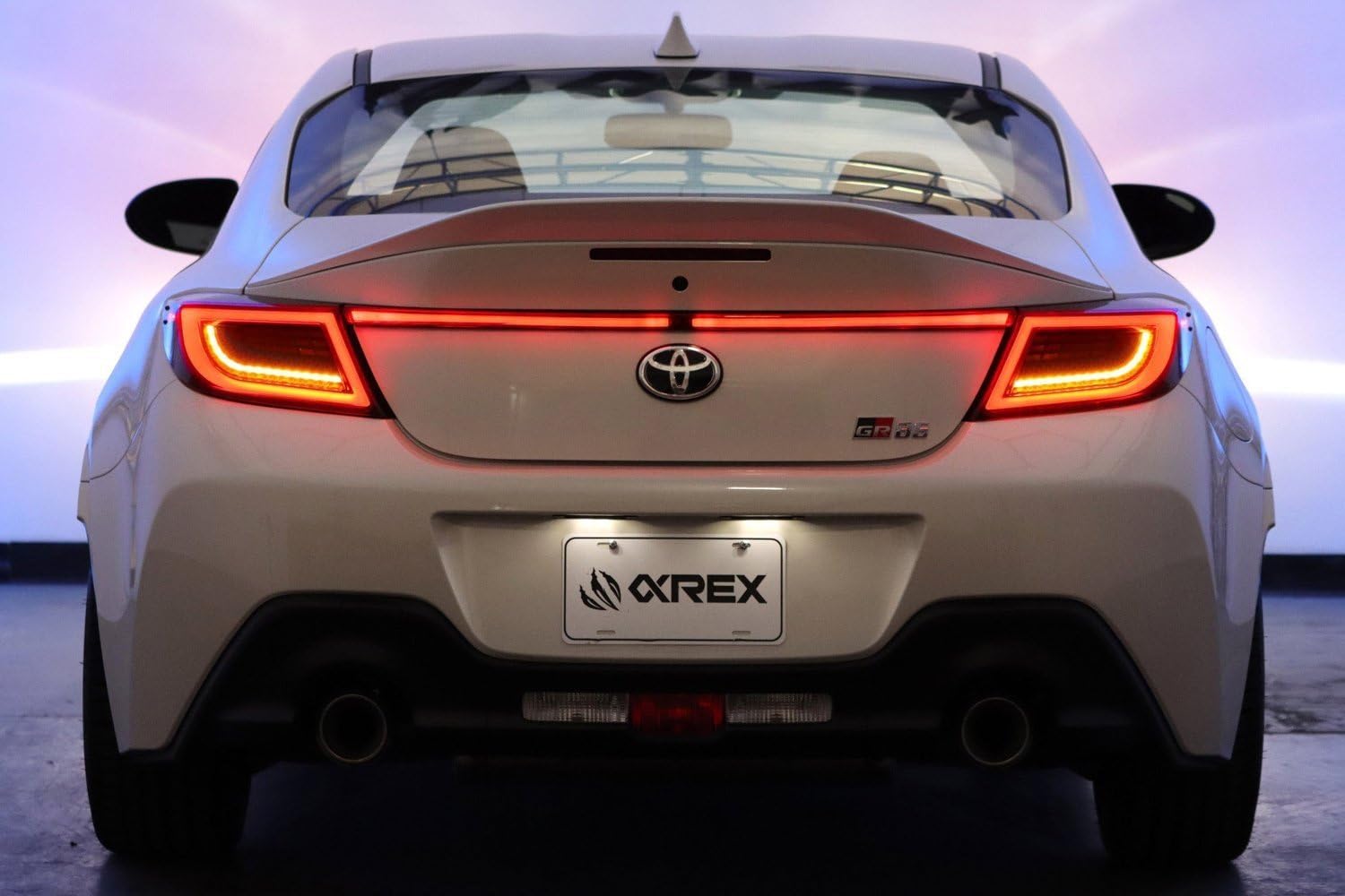 675040 - AlphaRex LUXX-SERIES LED TAIL LIGHTS