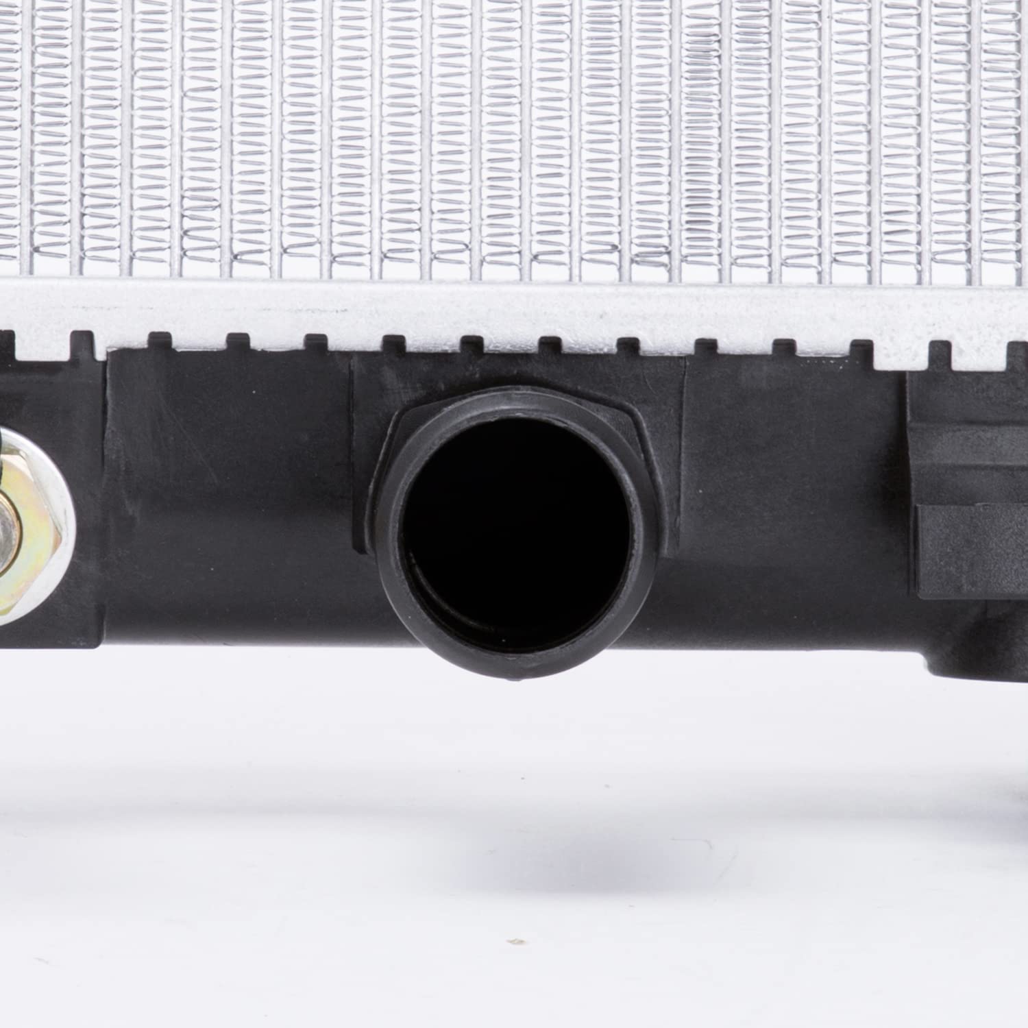 Radiator TYC 2920 Compatible with 2006-2010 Suzuki Grand Vitara