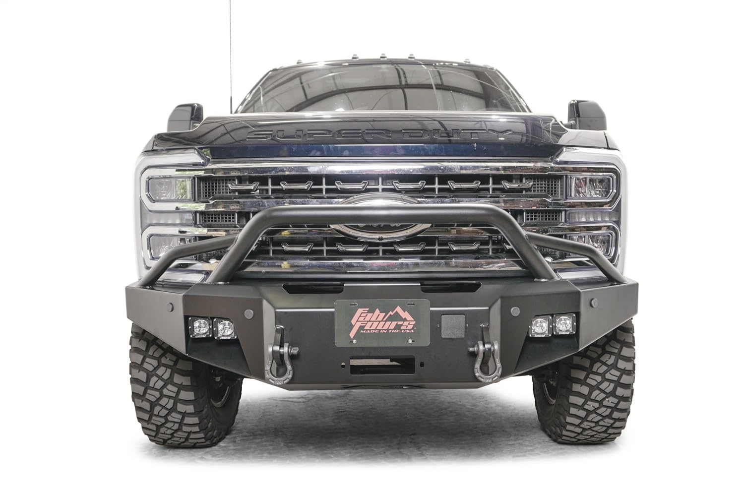 2023 Ford Super Duty Fab Fours Winch Bumper W