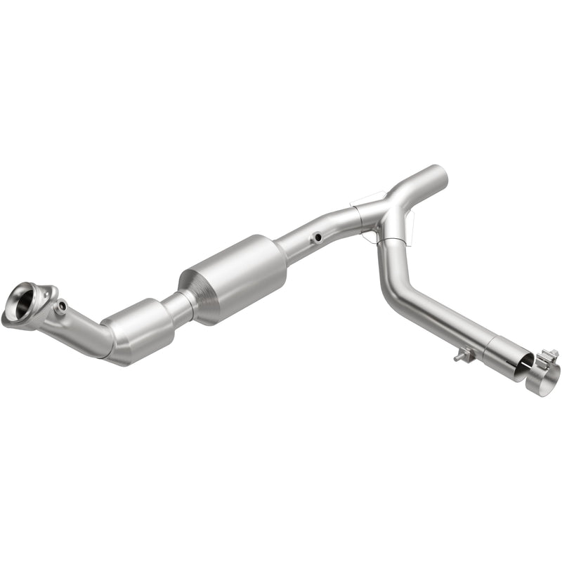 Catalytic Converter MagnaFlow 280008: OEM Grade, Direct Fit, Compatible with 2000-2003 Ford F-150 and 2004 Ford F-150 Heritage (Federal/EPA Compliant)
