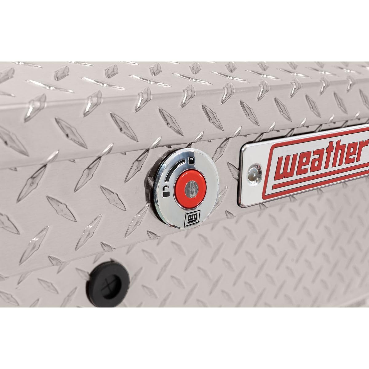 Weather Guard 41in Model 180-0-04 Low Profile Lo-Side Box, Aluminum, Clear, 3.0 cu ft