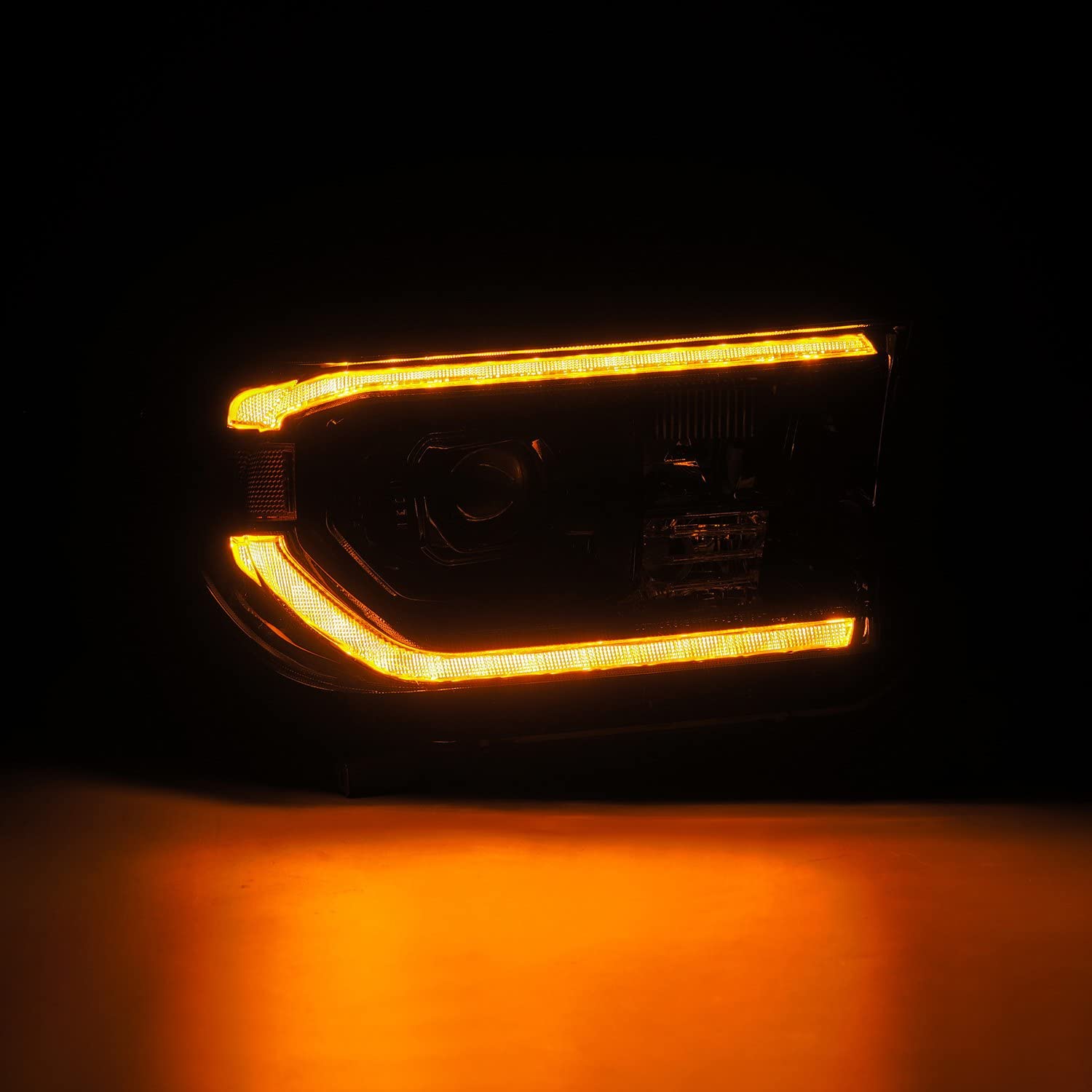 Luxx-series AlphaRex 880825 Projector Headlights