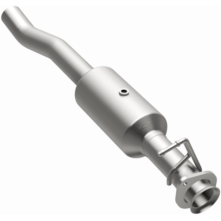 Catalytic Converter MagnaFlow 280445: OEM Grade, Direct Fit, Compatible with 2016-2019 Ford F-750, 2016-2019 Ford F-650 (Federal/EPA Compliant)