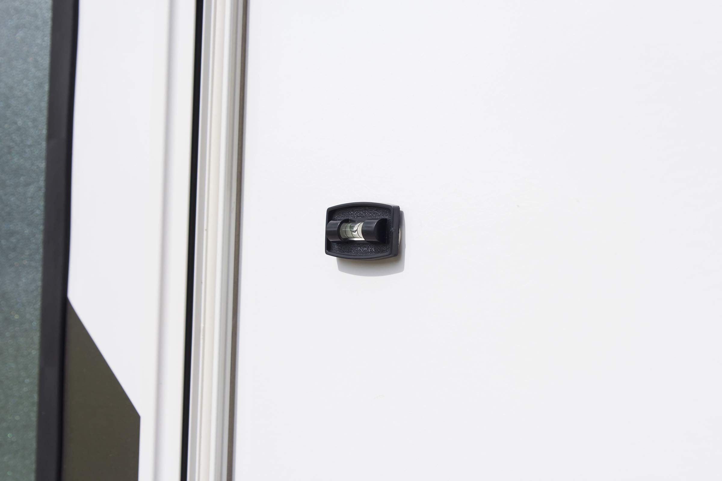 Never Fade Hopkins Towing Solutions Two Way Stick-on Level, Black