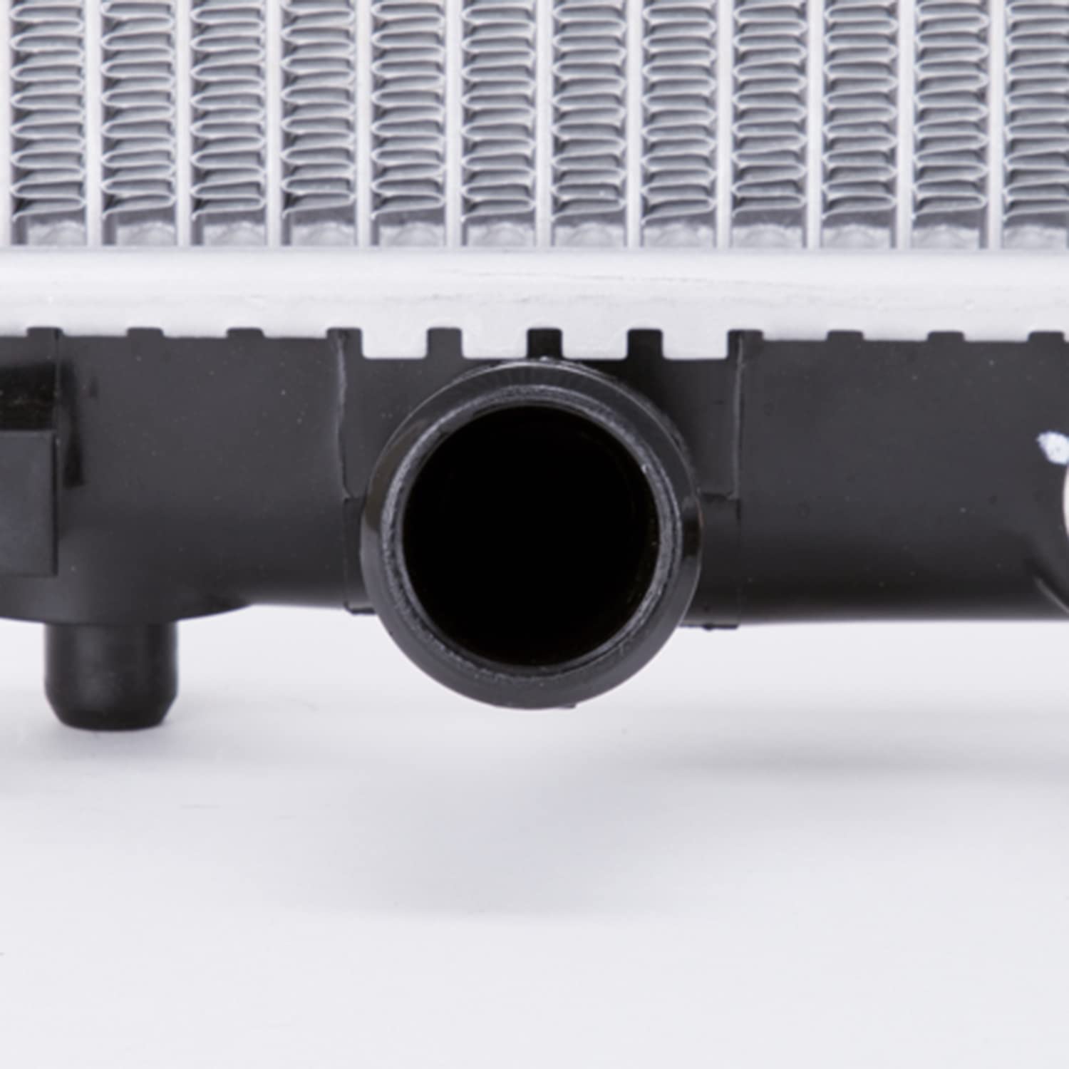 Radiator TYC 2272 Compatible with 1999-2000 Lexus RX300