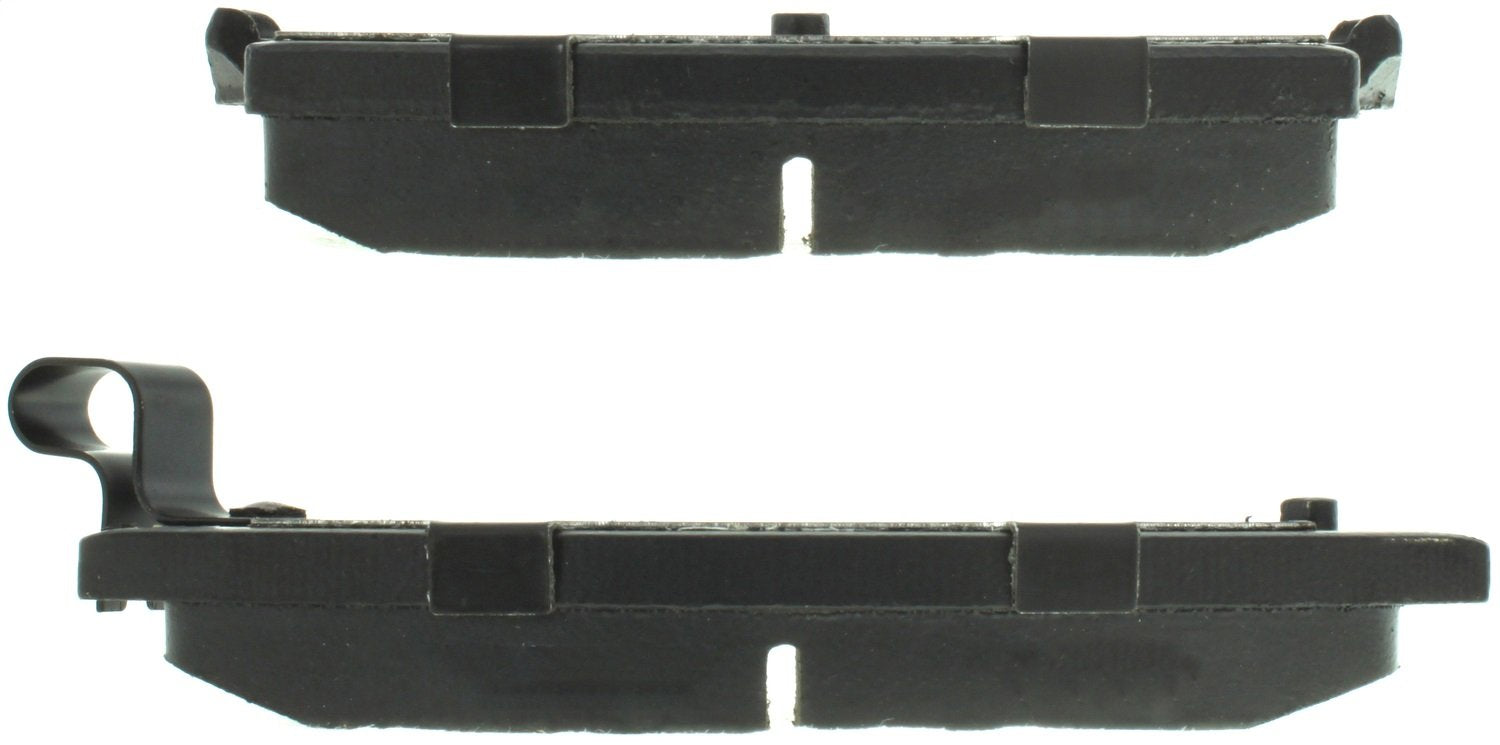Rear StopTech 308.03090 Brake Pads with Shims and Hardware Street