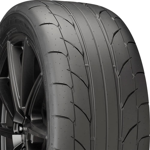 NITTO NT555RII P305/45R17 102W BW NITTO