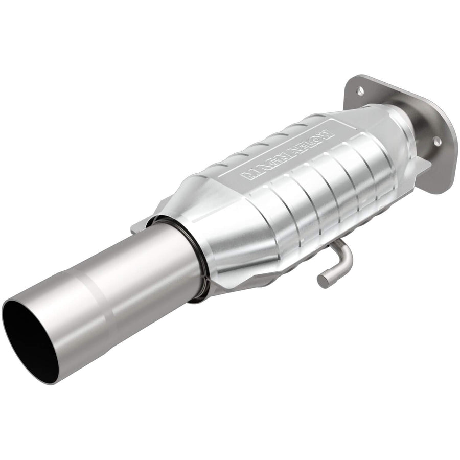 Catalytic Converter MagnaFlow 93441: Standard Grade, Direct-Fit (Federal/EPA Compliant)