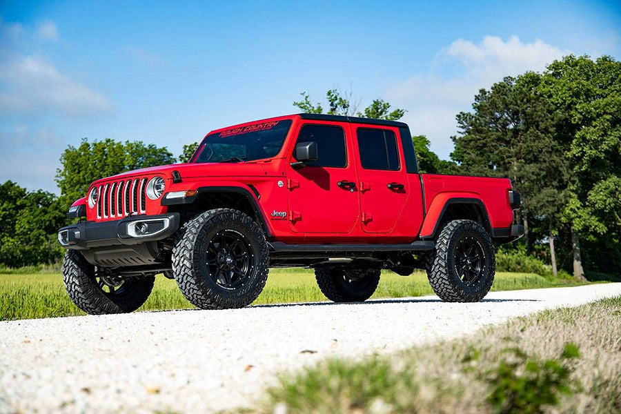 3.5" Rough Country Lift Kit with M1 Monotube Shocks for Jeep Gladiator JT (2020-2023) - Fits up to 37" Tires, Easy Bolt-on Installation