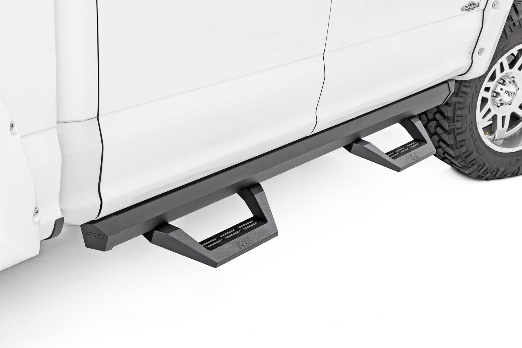 Rough Country Adjustable SRX2 Aluminum Steps for Ford F-150/Lightning/F-250/F-350/Raptor (2015-2025) Crew Cab - Modular Running Boards with Slide-Adjust Steps
