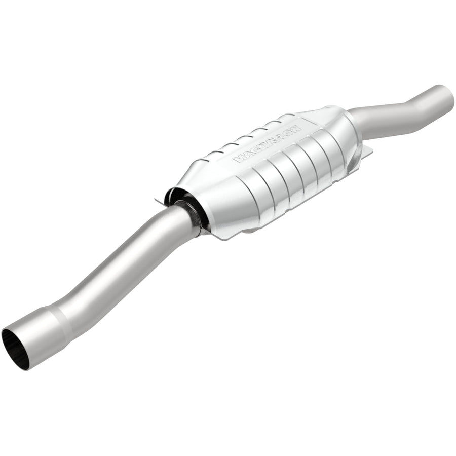 Catalytic Converter MagnaFlow 23480: Standard Grade, Direct-Fit (Federal/EPA Compliant)