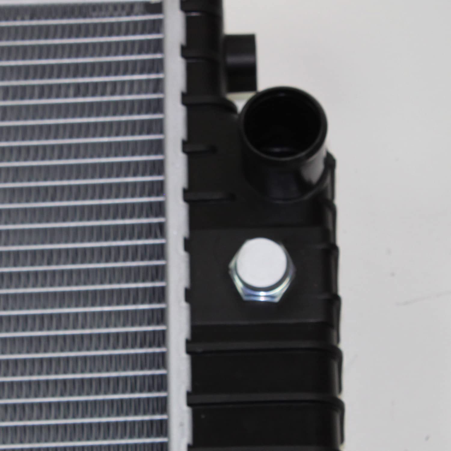 Radiator TYC 2952 Compatible with 2007-2010 Ford Explorer