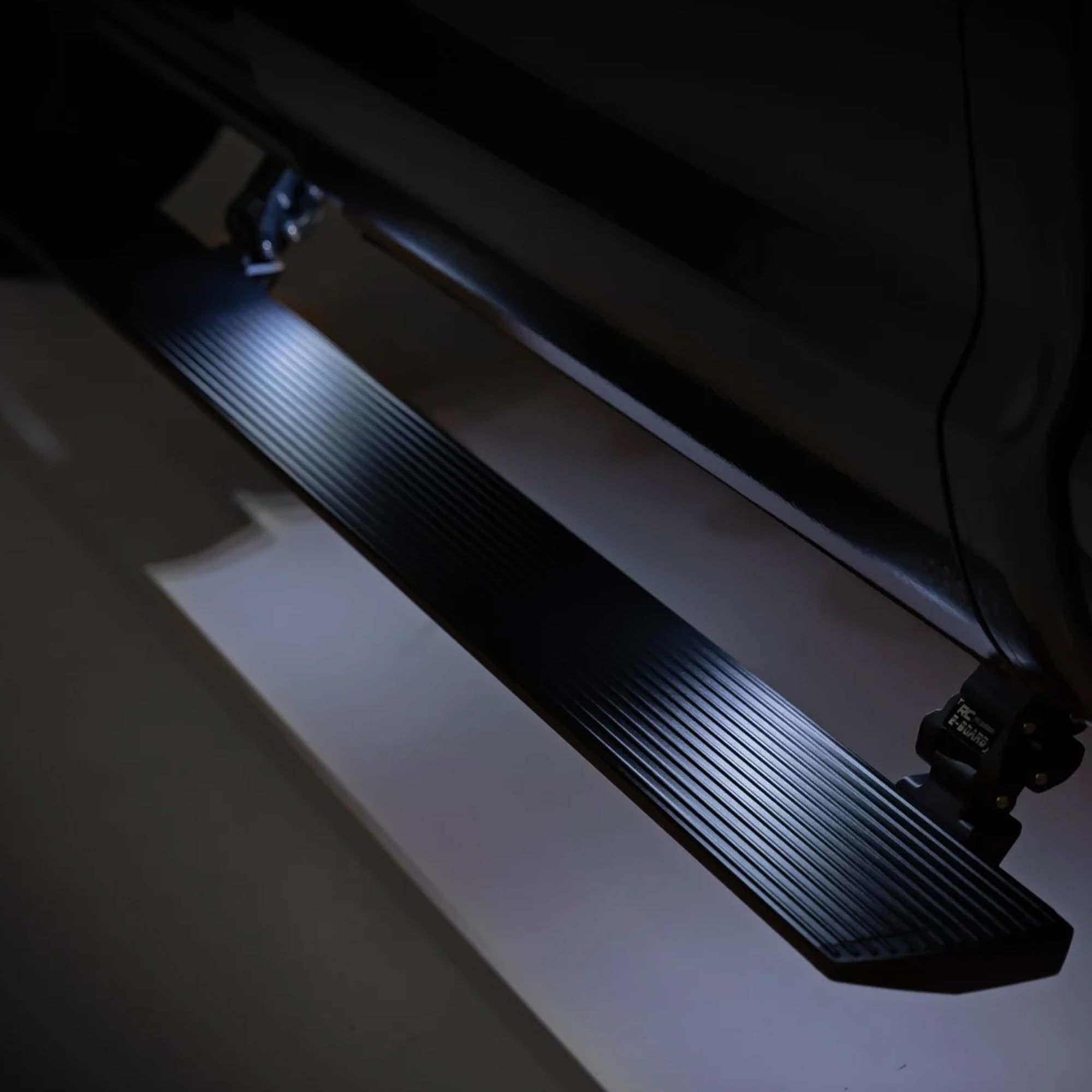 Power Running Boards Rough Country for Ram 1500 Crew Cab (2019-2026) 1500 TRX (2021-2024) - Dual-Motor Electric Retractable Side Steps with LED Truck Step Lights