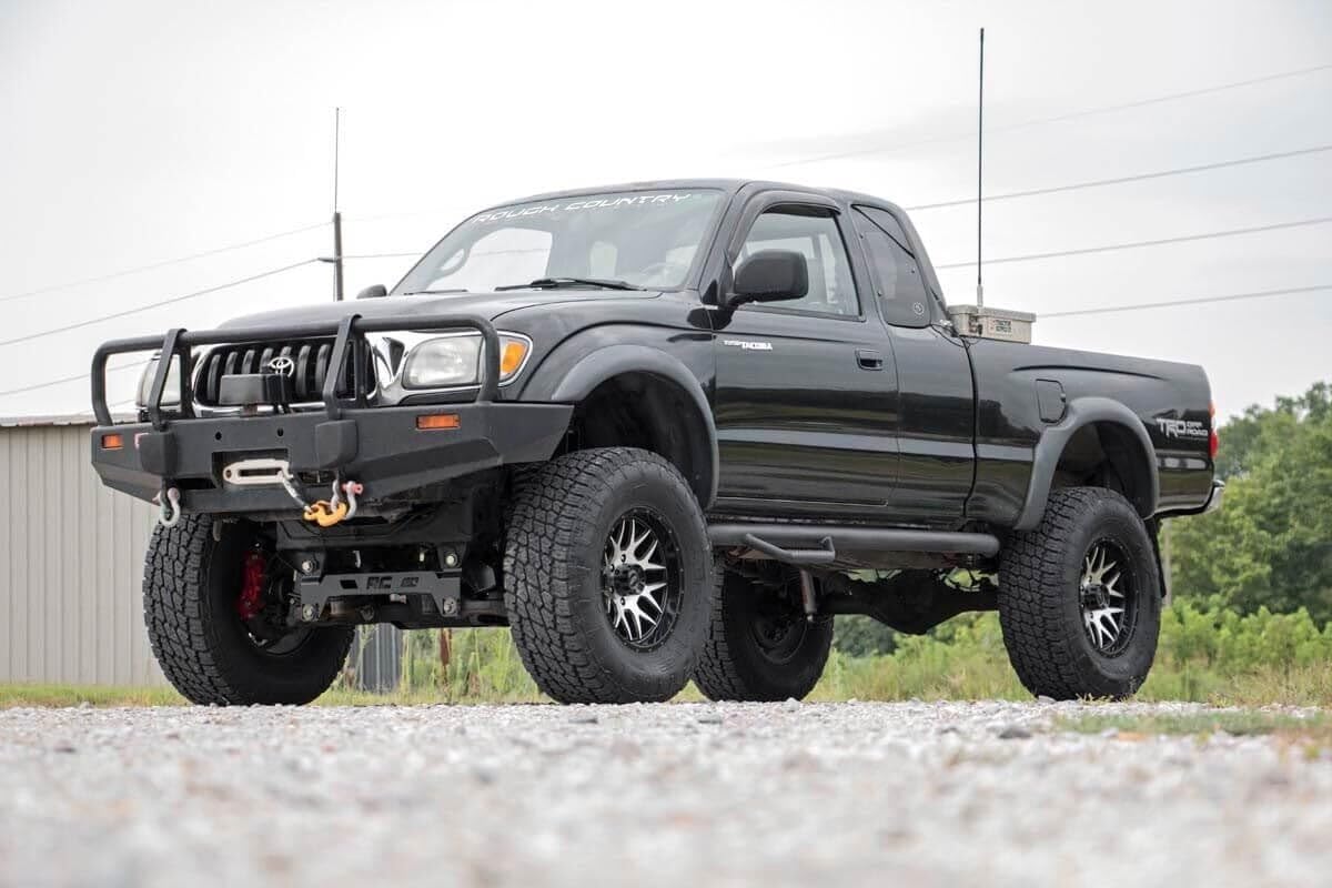 6" Suspension Lift Kit Rough Country for Toyota Tacoma (1996-2004) - Strut Spacers & N3 Rear Shocks