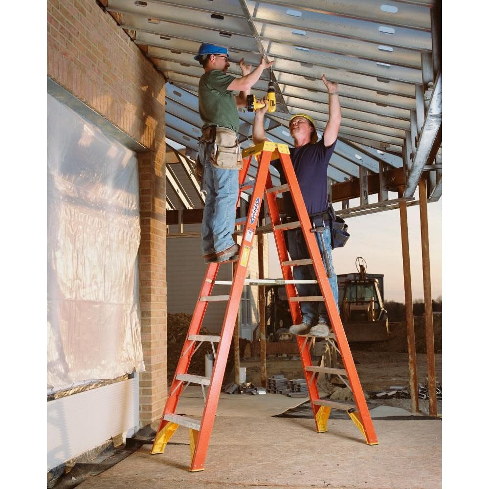 Twin Werner Step Ladder (T6208), Fiberglass
