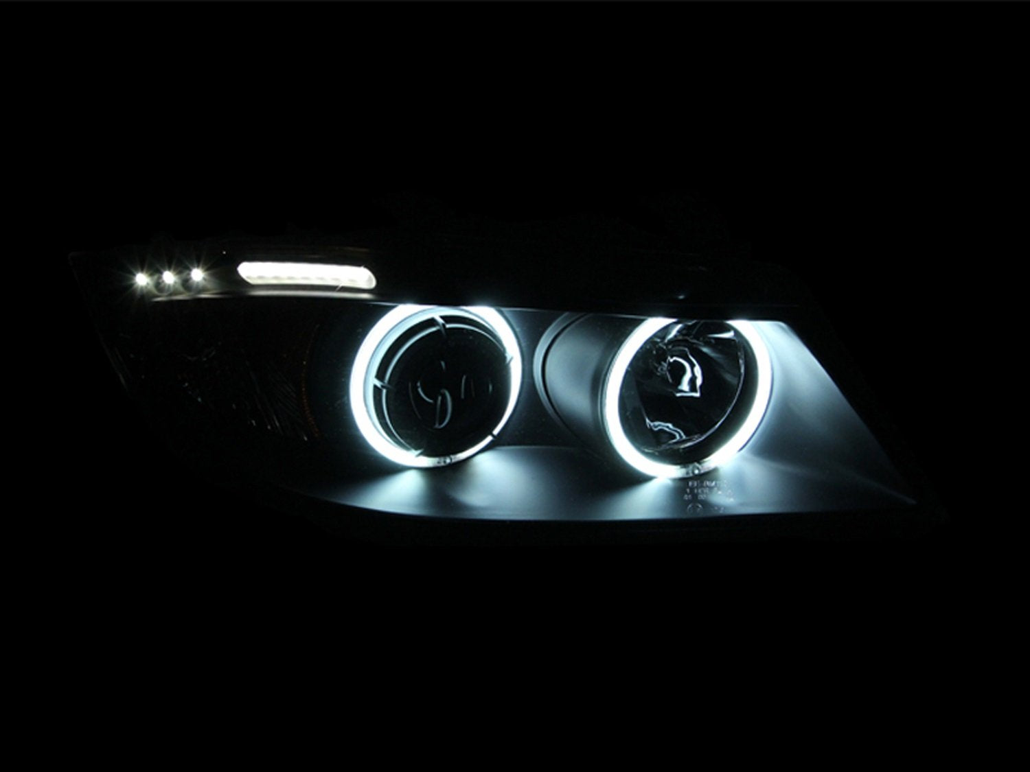 Black Clear AnzoUSA Projector Halo Headlight with LED Bar for BMW 3 Series E90-E91 - (Sold in Pairs)