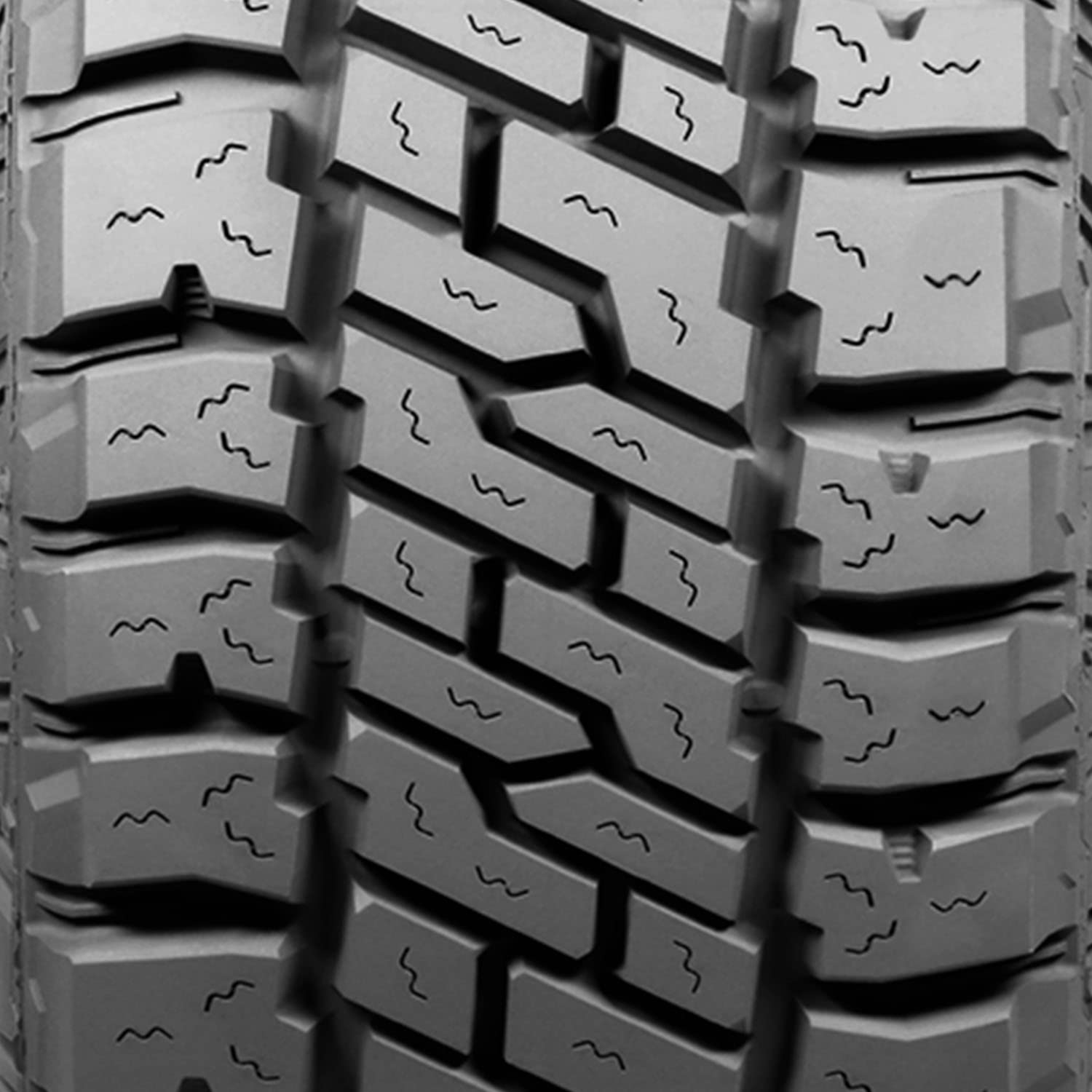 Baja Legend EXP Mickey Thompson LT305/65R17 121/118Q E