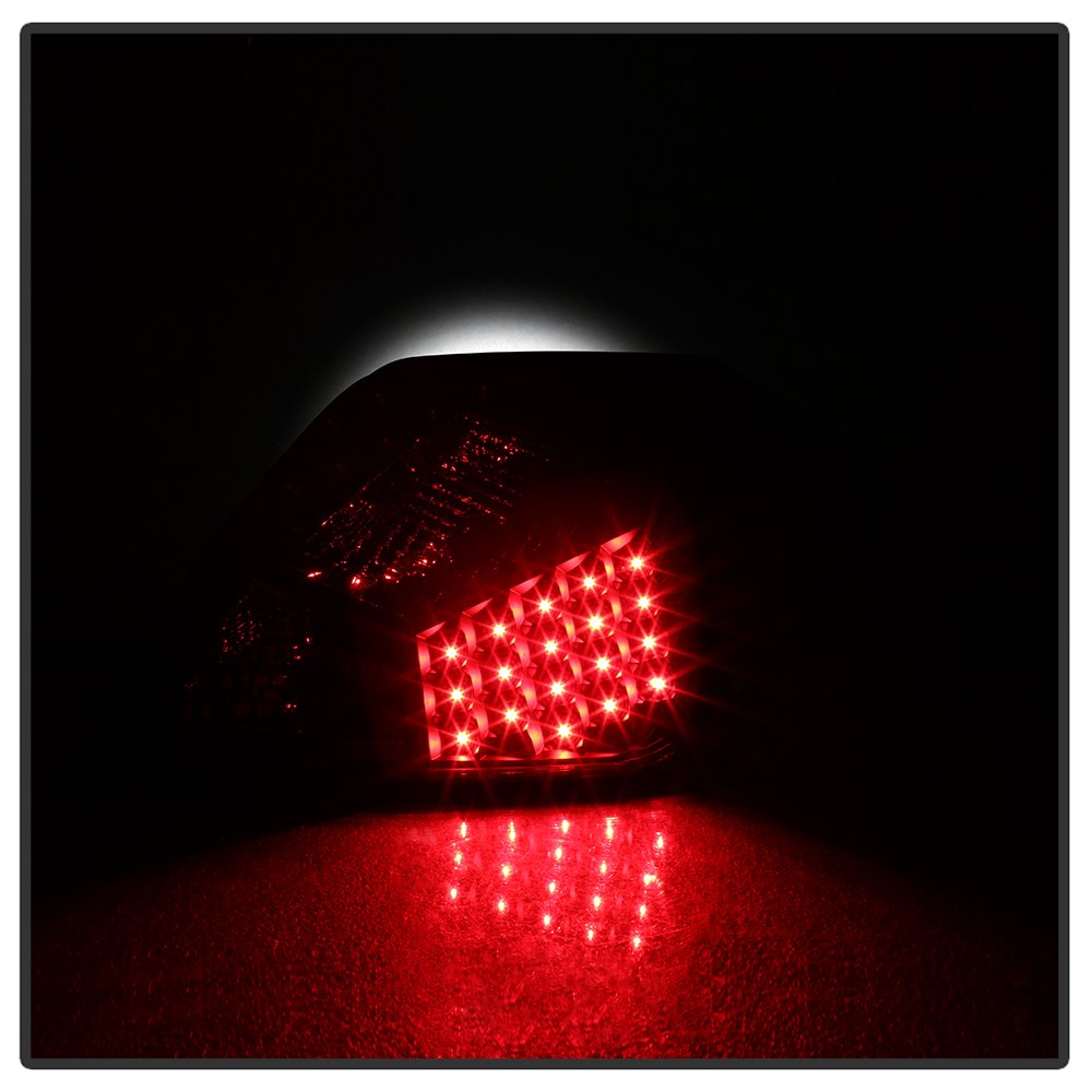LED Tail Lights Xtune (ALT-JH-NA07-4D-LED-BSM)