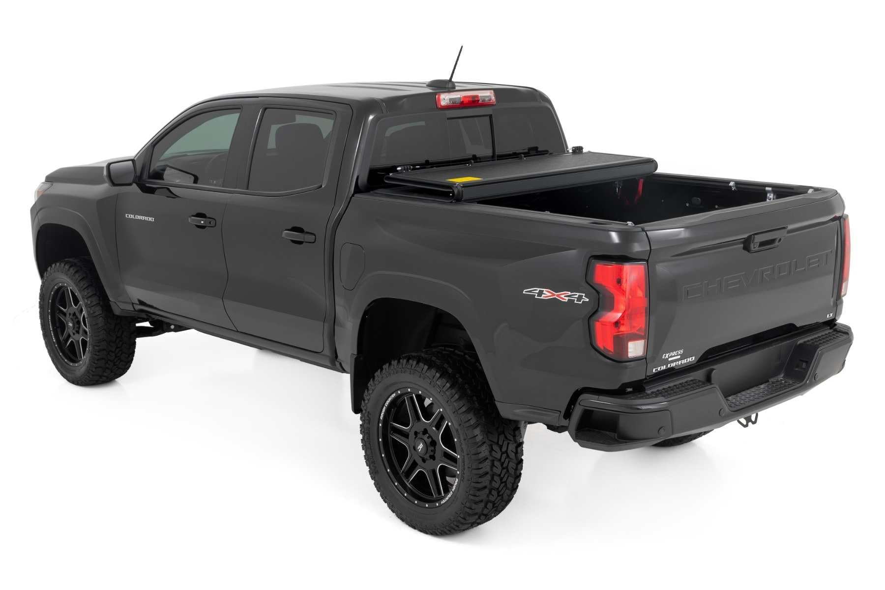Hard Tri-Fold Tonneau Cover for Chevy Colorado & GMC Canyon Rough Country (2015-2025) - Low-Profile Aluminum Truck Bed Cover, Fits 5' Bed (61.7-62.7")