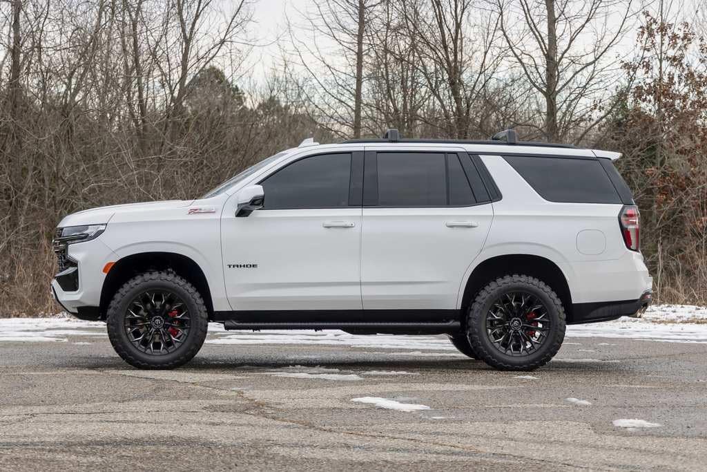 2" Lift Kit Rough Country for 2022-2024 Chevy Tahoe | OE Air Ride - 11201