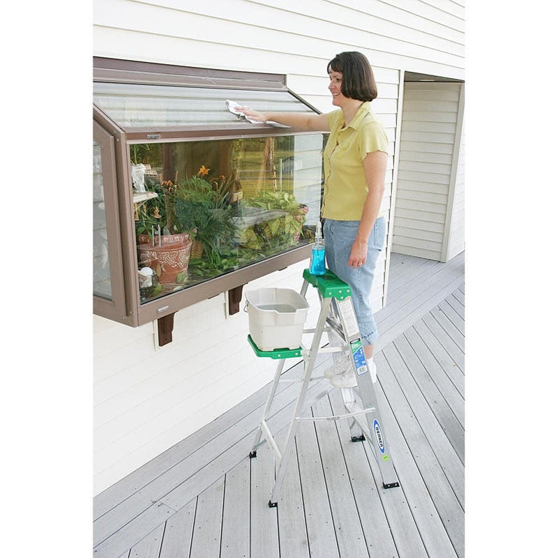 354 Werner stepladders, 4 feet, Green,red