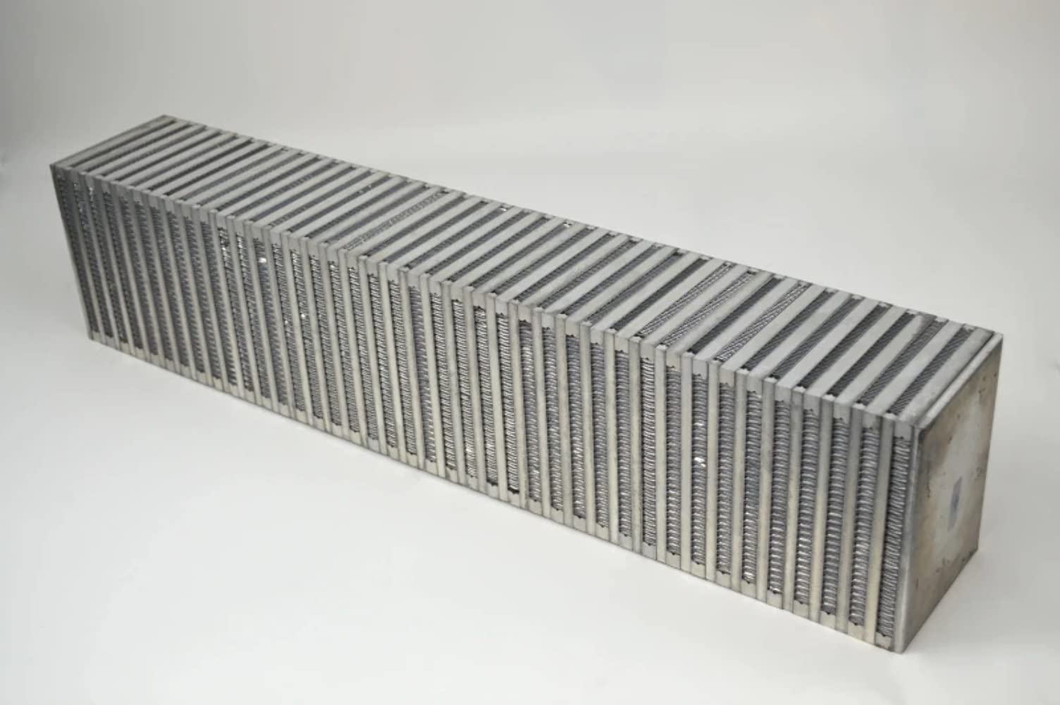 High Performance CSF 8068 Bar&Plate intercooler core 27x6x3 (Vertical Flow)