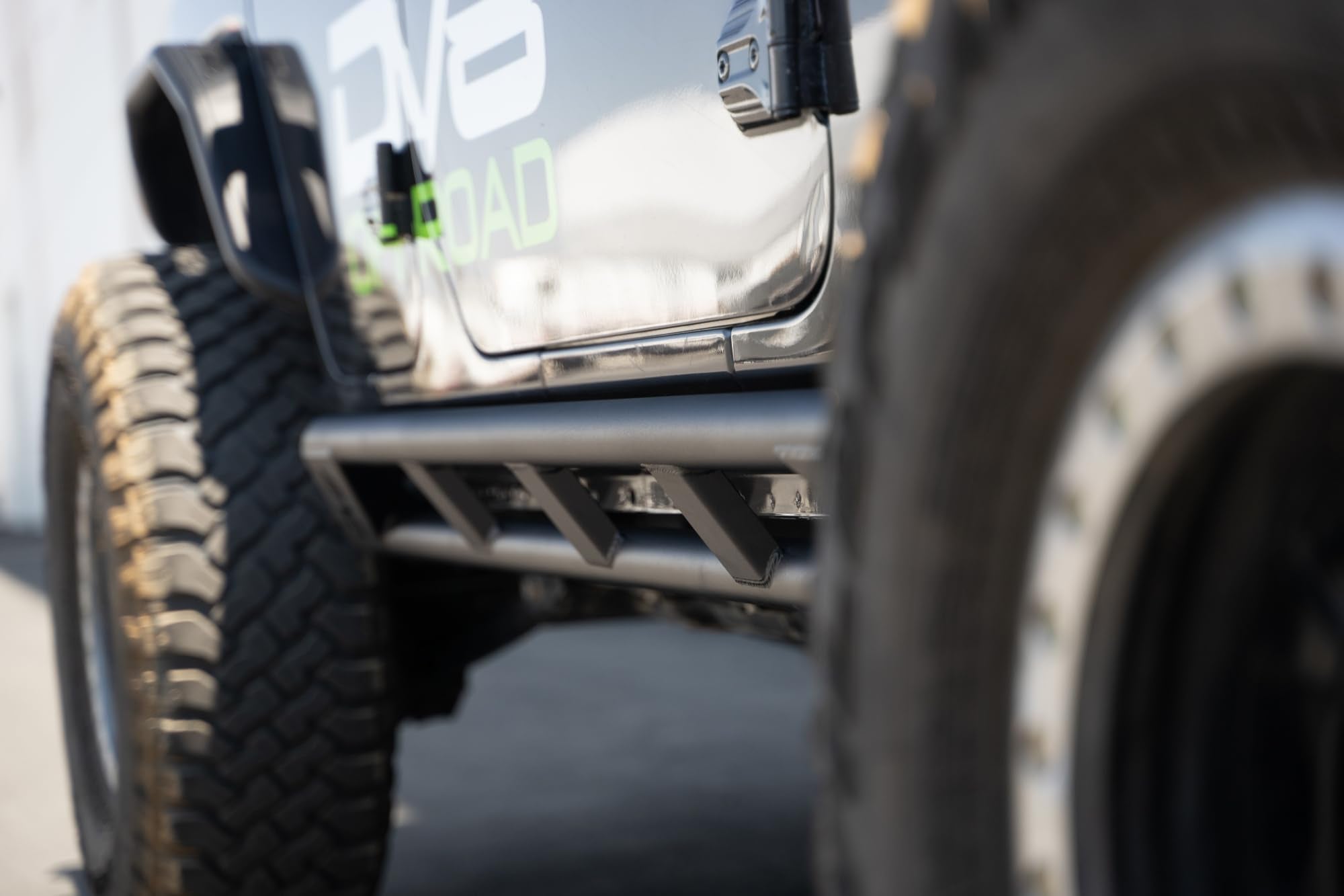 FS-15 Series DV8 Offroad Rock Sliders for The 2018-2025 Jeep Wrangler JL 4-Door | Protects Side Body Panels on Rough Terrain | High Clearance Design | Utilizes Factory Hardware