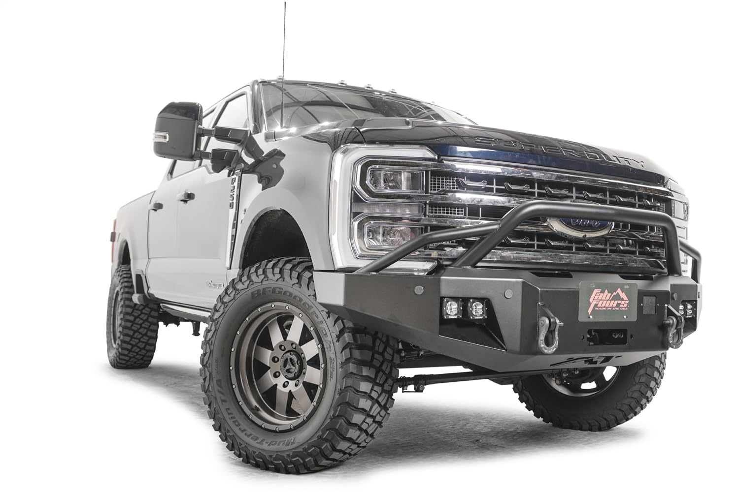 2023 Ford Super Duty Fab Fours Winch Bumper W