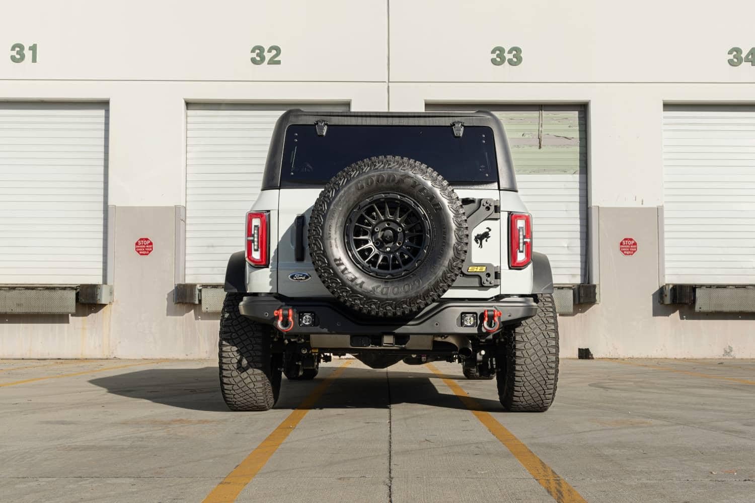 Rear Smittybilt Bumper 61468W, Fits Ford Bronco