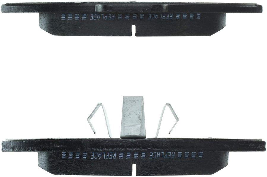Front StopTech 308.16530 Brake Pads with Shims and Hardware Street