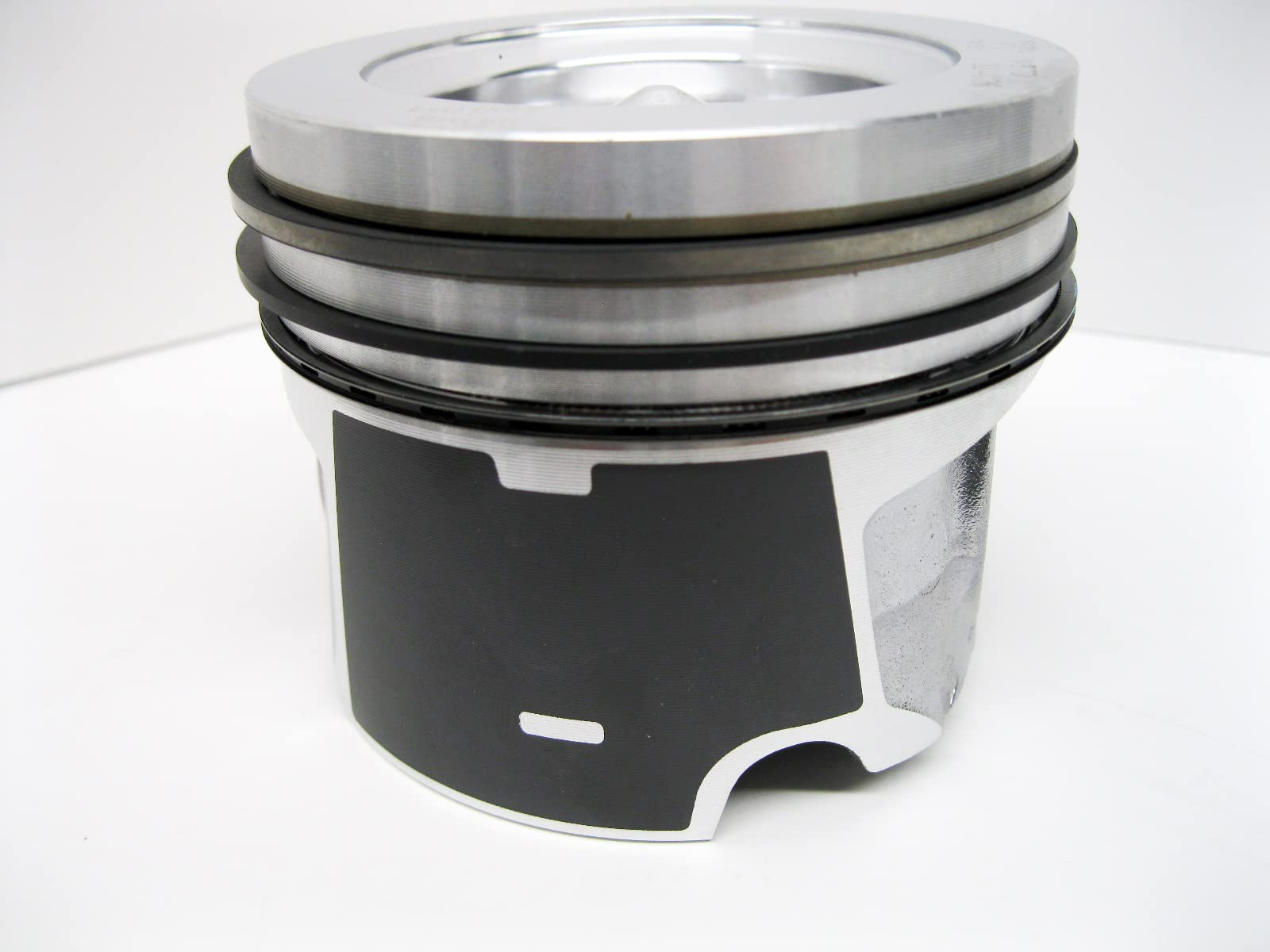 Set of 8 MAHLE Standard Pistons w/rings Compatible with: Ford 6.7L Diesel engine 2011-2017