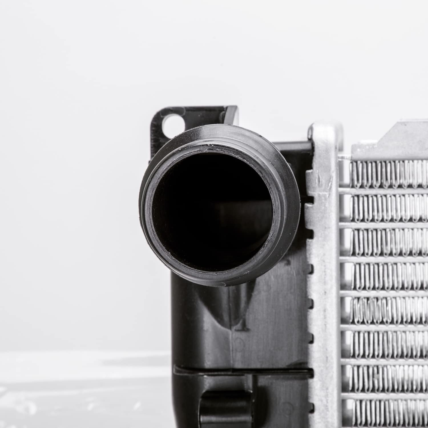 Radiator TYC Compatible with 1999-2006 BMW 3 Series