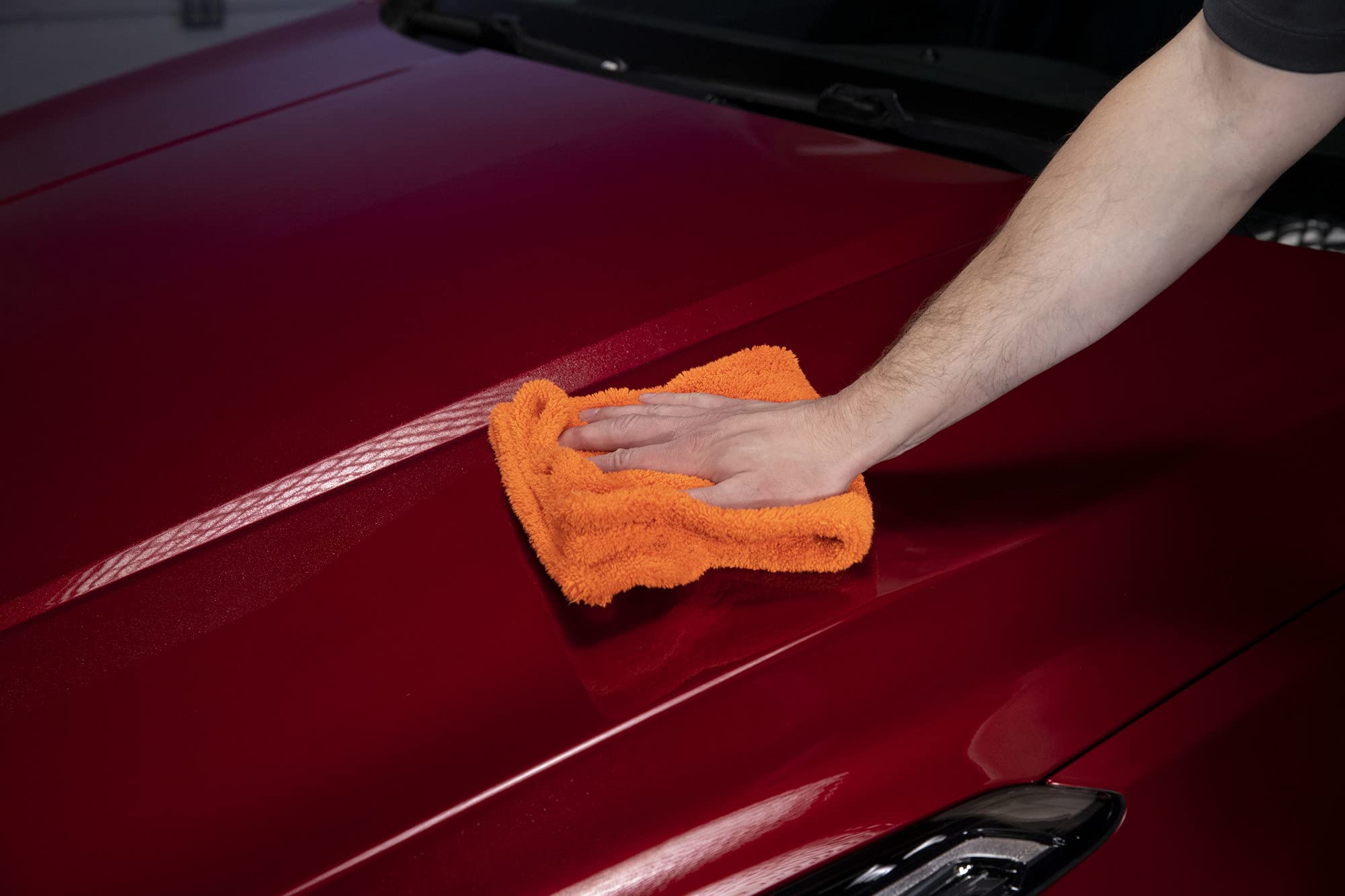 Speed Detailer 303 Products - For All Exterior Automotive Surfaces - Instantly Shines And Protects Paint - Cleans Between Washes - UV Protection, 16 fl. oz. (30216CSR) Packaging May Vary